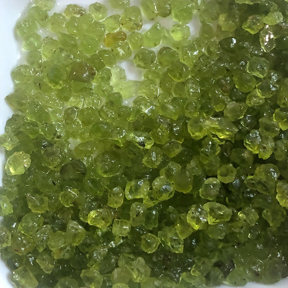 20G/Pak Kristal Kuarsa Peridot - Fish Tank Gravel ulasan dan harga