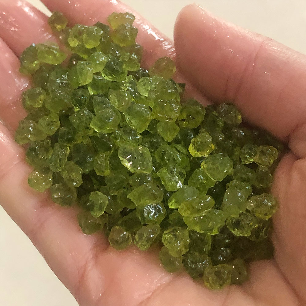 20G/Pak Kristal Kuarsa Peridot - Fish Tank Gravel ulasan dan harga
